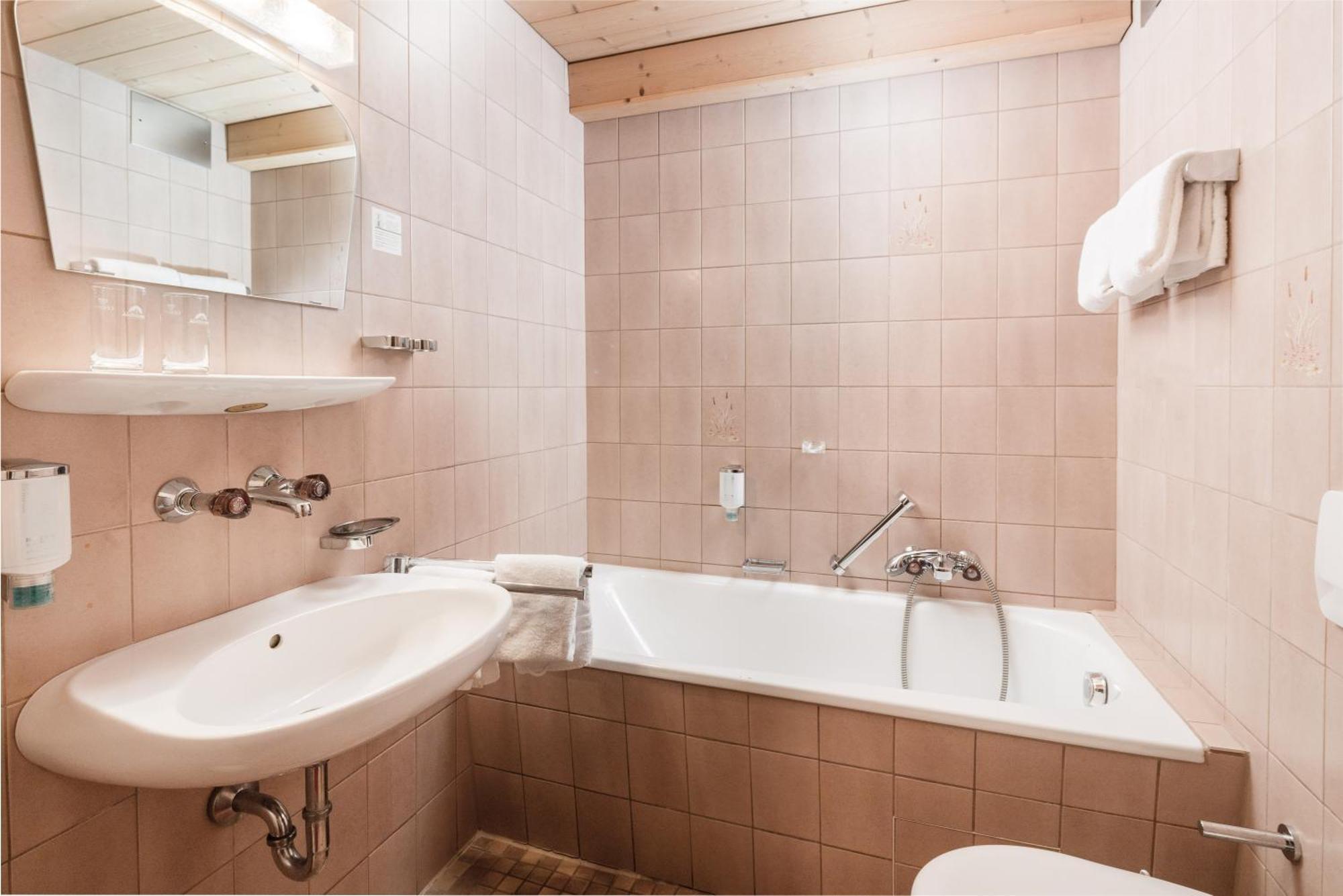 Hotel-gasthof Huber Ebersberg